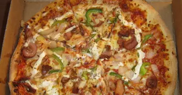Kebaba Pizza 2 pers. - Domino's Pizza