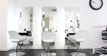 Jean Michel Faretra ouvre son salon de coiffure à Paris !