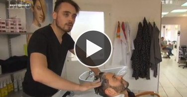 Reportage TF1 : cet électricien qui devient un coiffeur de génie !