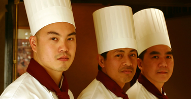 Des chefs étoilés japonais formés en France