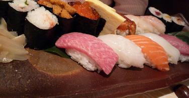 Sushi : peut-on remplacer le poisson cru par de la charcuterie ?