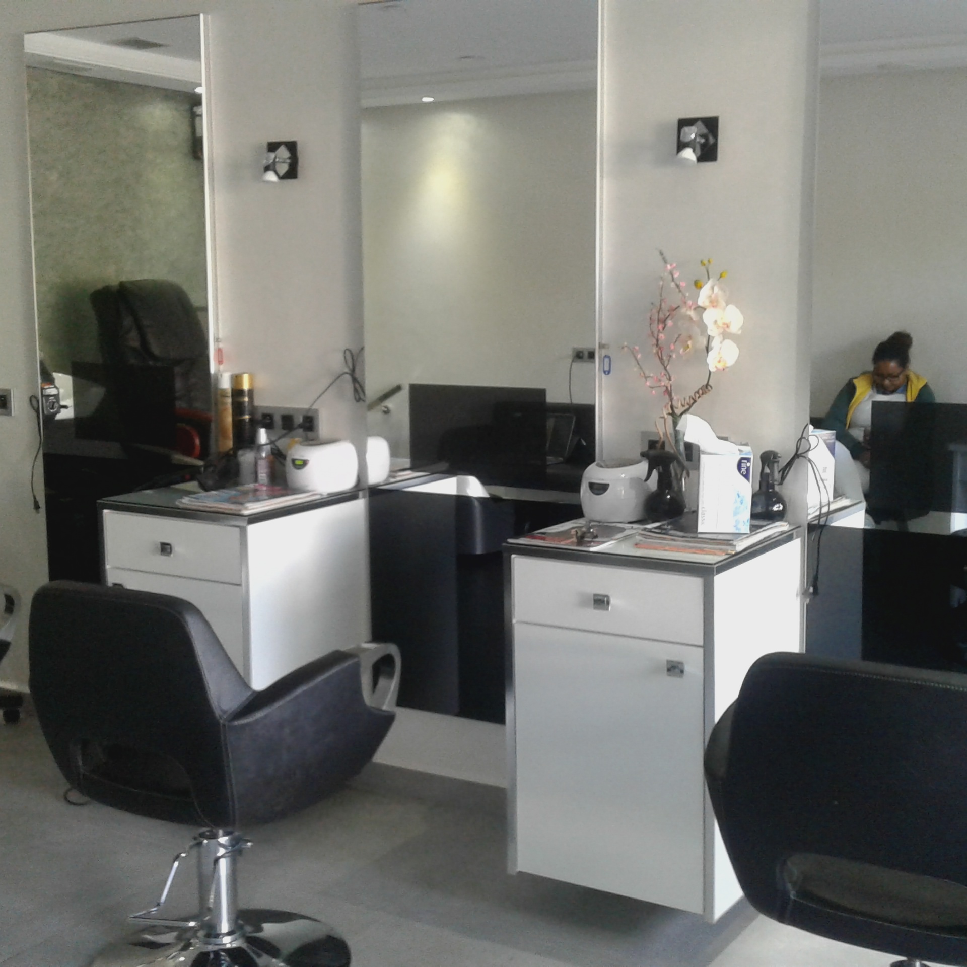 Nadia Coiffure Meilleur Salon De Coiffure Agadir